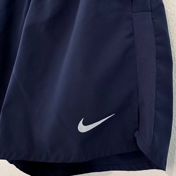 Nike Men's Dri-FIT Challenger 7" Brief-Lined Versatile Shorts, Navy Blue, Size M - Picture 7 of 7